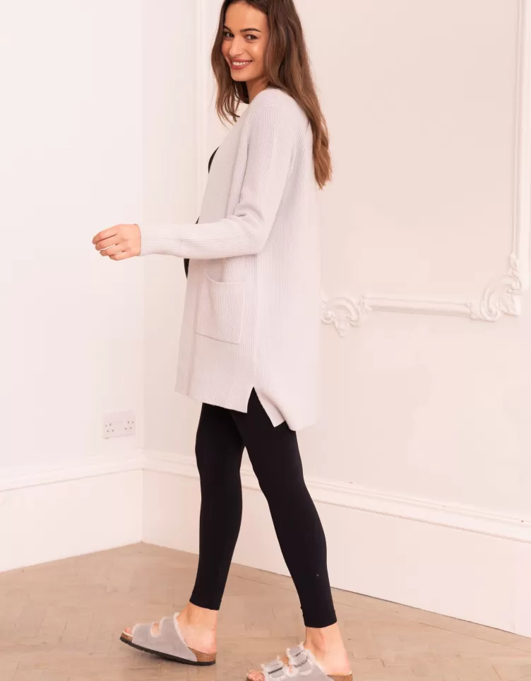 Seraphine Cardigan en maille en mélange de viscose avec poches plaquées | < Pulls | Loungewear