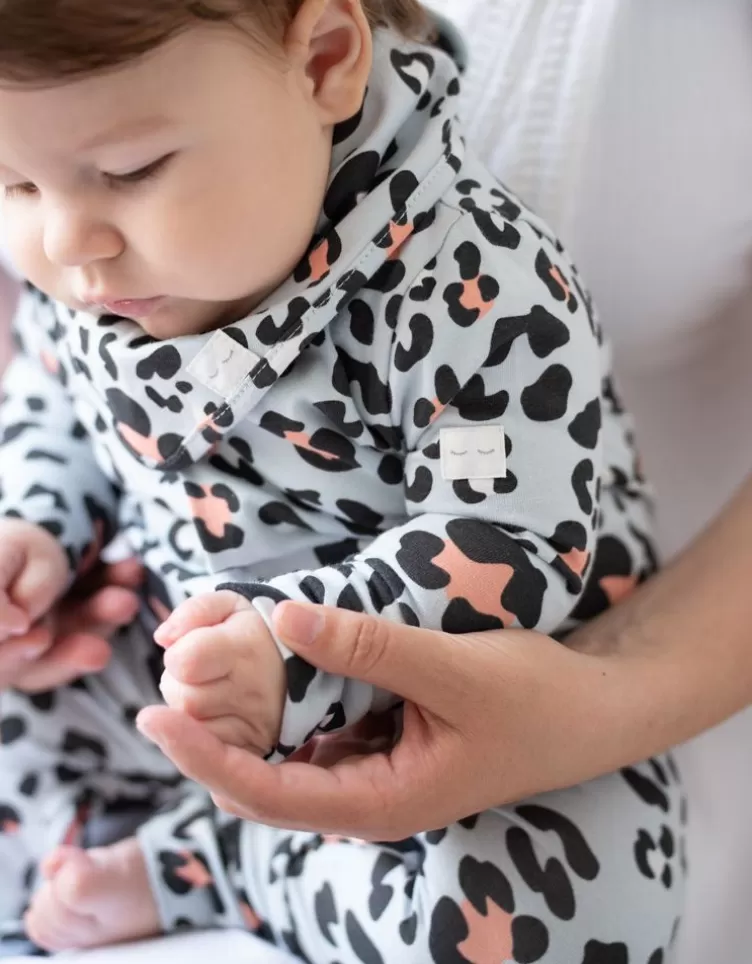 Seraphine Dors-bien en coton bio à fermeture facile et bavoir | < CARIPOD™ | Cadeau Bébé