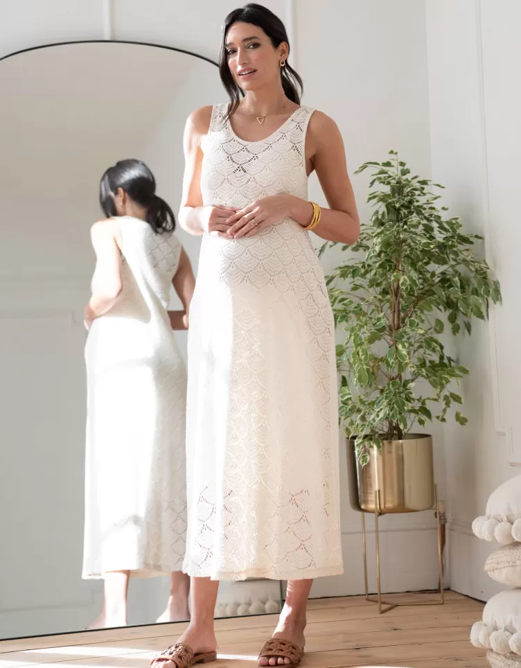 Seraphine Robe au style moulant et aspect crochet sans manches | < Robes
