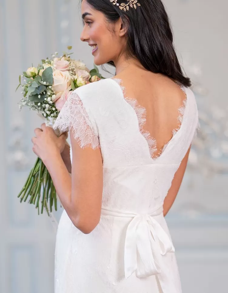 Seraphine Robe de mariée grossesse courte décolletée dans le dos - Ivoire | < Robes de fêtes | Robes