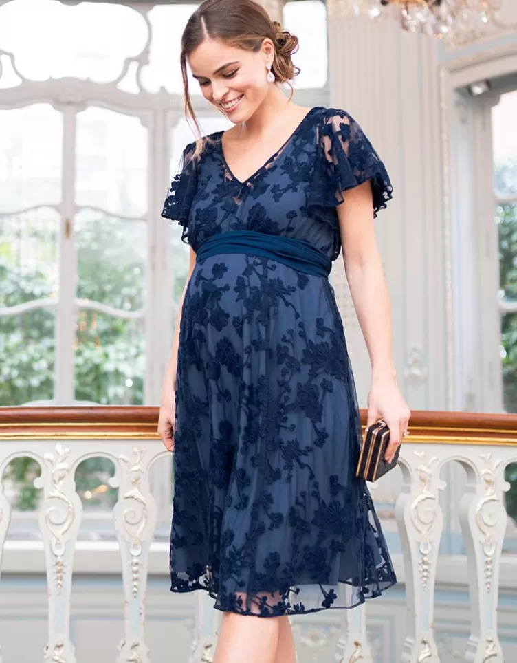 Seraphine Robe en dentelle florale de grossesse à allaitement bleu marine | < Vêtements d'allaitement | Robes